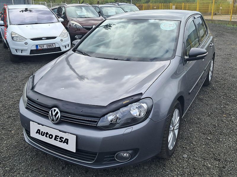 Volkswagen Golf (2011) 1.6TDI, Style - fotka 3 z 21