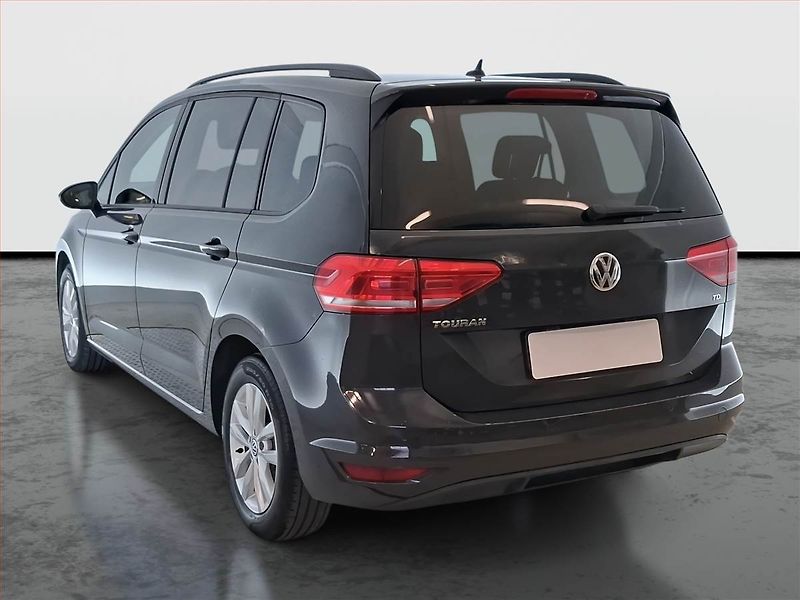 Volkswagen Touran (2016) Comfortline 1.6 TDI, Automat - fotka 4 z 21