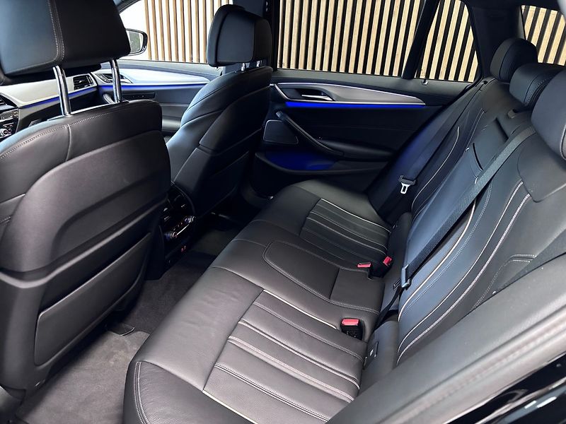 BMW Řada 5 XDRIVE TOURING - fotka 21 z 30