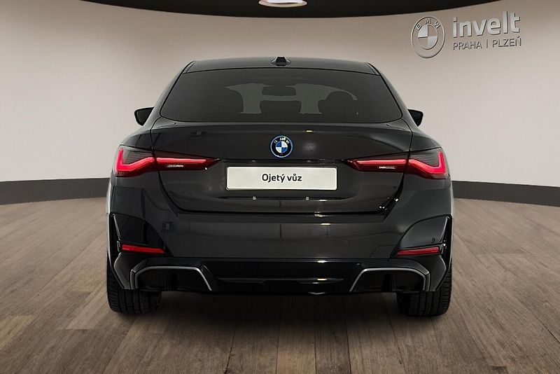 BMW i4 M50 Gran Coupe - fotka 4 z 27