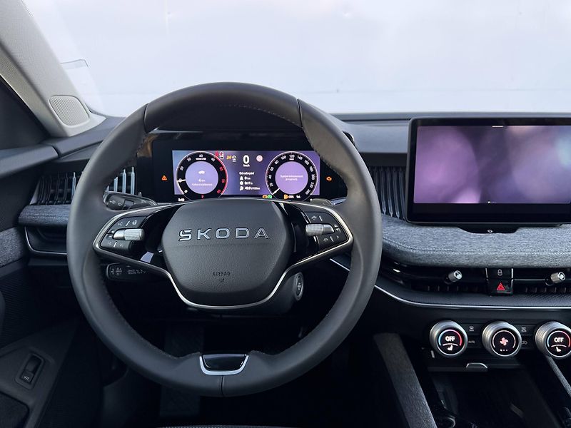 Škoda Superb (2025) Selection 7DSG 2,0TDI - fotka 4 z 6