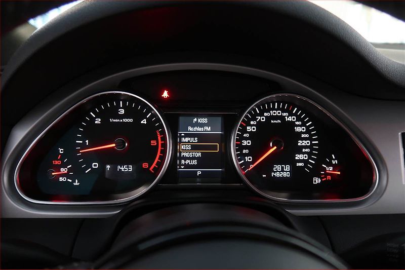 Audi Q7 (2013) S-Line 3.0 TDI, 4X4, Automat - fotka 11 z 26