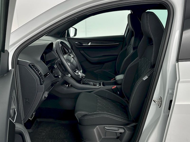Škoda Karoq (2025) DSG 1.5TSI 110kW SportLine - fotka 7 z 36