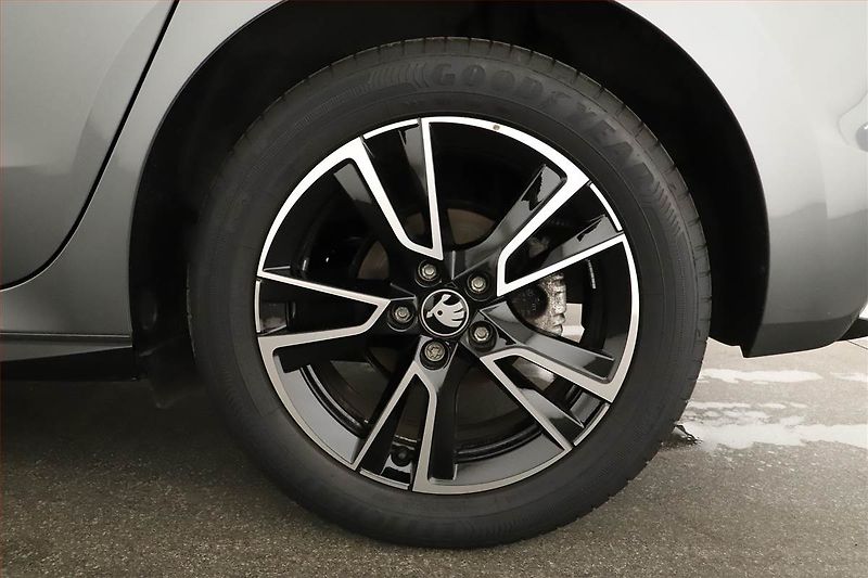 Škoda Fabia (2025) 1.0 TSI, Monte Carlo - fotka 15 z 15