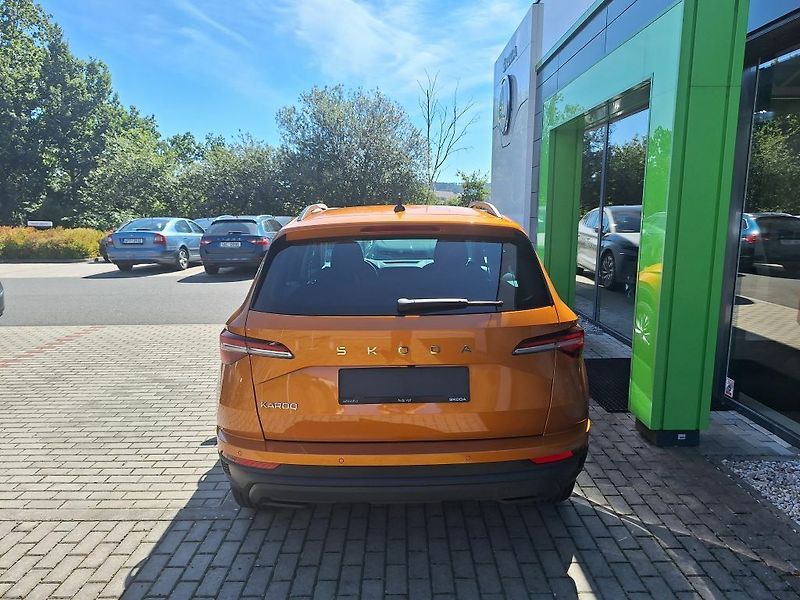 Škoda Karoq Classic 1,5TSI 110kW - fotka 6 z 11