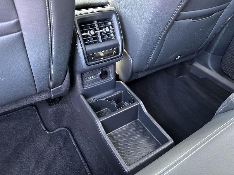 Škoda Kodiaq (2025) 1.5 TSI iV DSG Sportline - fotka 29 z 33