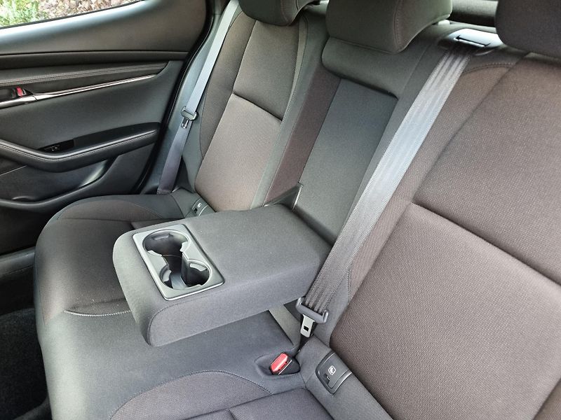 Mazda 3 (2021) 2.0 SELECTION,MATRIX,NAVI,HEAD - fotka 21 z 44