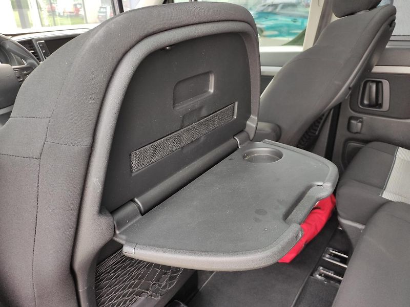Citroën SpaceTourer (2017) 2.0 HDI MAN6 150k 1. majitel - fotka 28 z 33