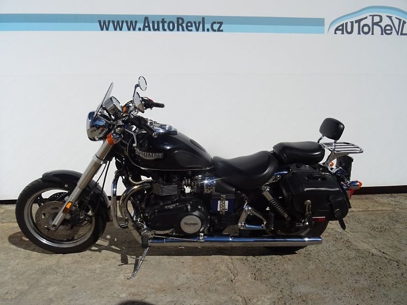 Triumph Speedmaster (2006) 908ML,44Kw - fotka 5 z 7