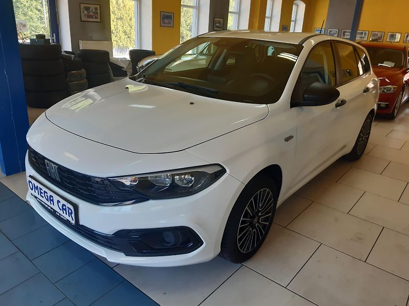 Fiat Tipo 1.3MultiJet DIGIKLIMA LED NAVI - fotka 3 z 26