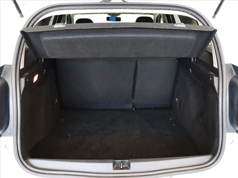 Dacia Duster (2018) 1.6 SCe, ČR,1.maj, Tempomat - fotka 11 z 16