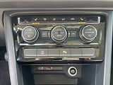 Volkswagen Touran 2,0 TDi 110kw Highline Panoram - náhled 29