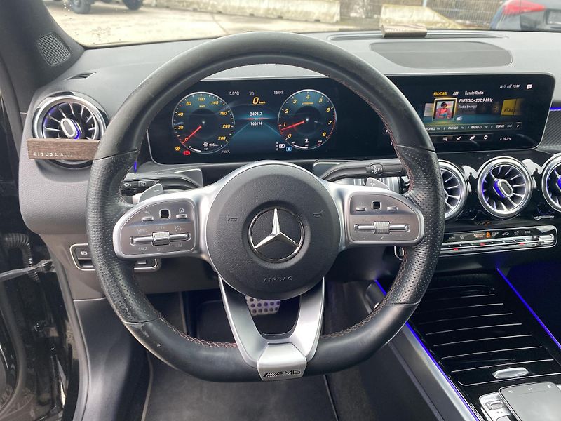 Mercedes-Benz GLB GLB 250 AMG 4M - fotka 12 z 28