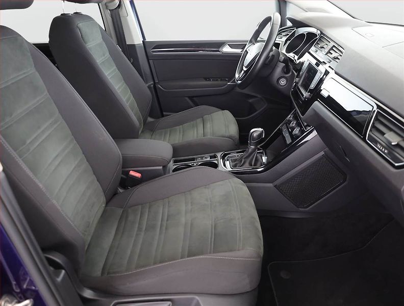 Volkswagen Touran (2016) 2.0 TDI, Automat, 7 míst - fotka 7 z 19