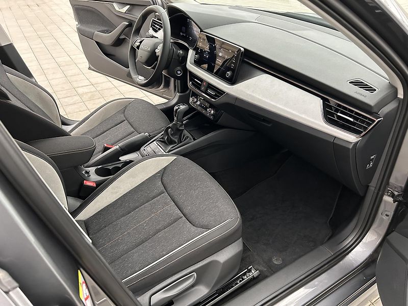 Škoda Kamiq 1.0 TS Top selection - fotka 19 z 23