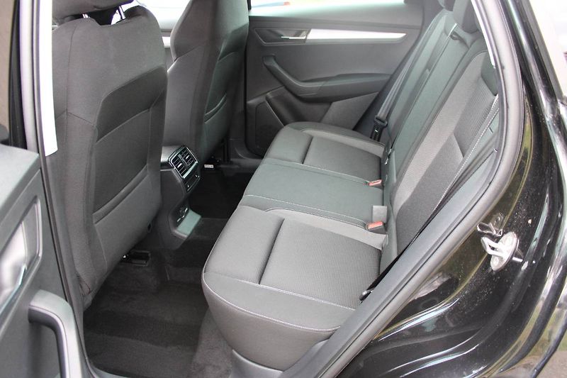 Škoda Karoq (2023) 1.5 TSI 110kW DSG záruka - fotka 17 z 32