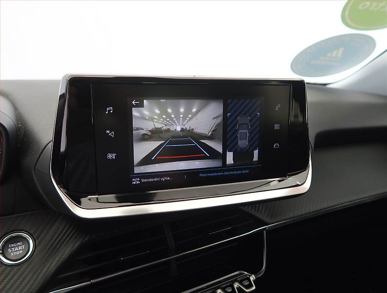 Peugeot 2008 (2021) Active 50 kWh, SoH 87% - fotka 16 z 23