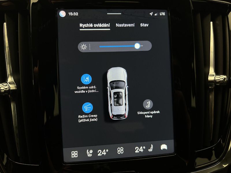 Volvo V90 T6 AWD RECHARGE BRIGHT PLUS  - fotka 31 z 46