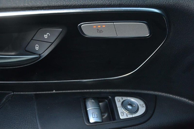 Mercedes-Benz Vito 119 XL 4x4 Airmatic - fotka 12 z 45