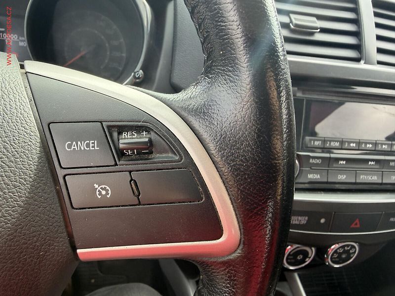 Mitsubishi ASX (2014) 1.8Di-D 4x4, ČR, AC, tempo - fotka 12 z 16