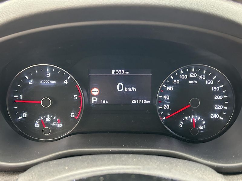 Kia Sportage 2.0 CRDi 4x4 PREMIUM (2019) - fotka 7 z 27
