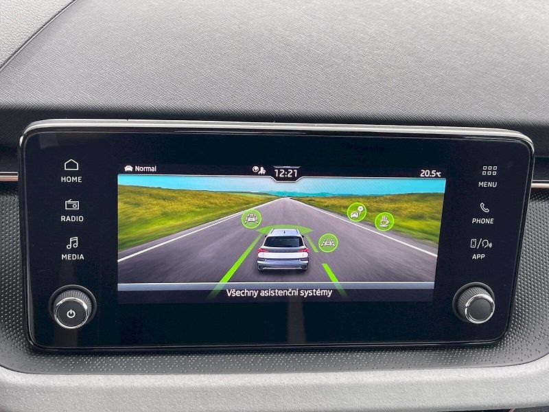 Škoda Kamiq (2025) 1.5 TSI 110 kW Top Selection - fotka 14 z 33