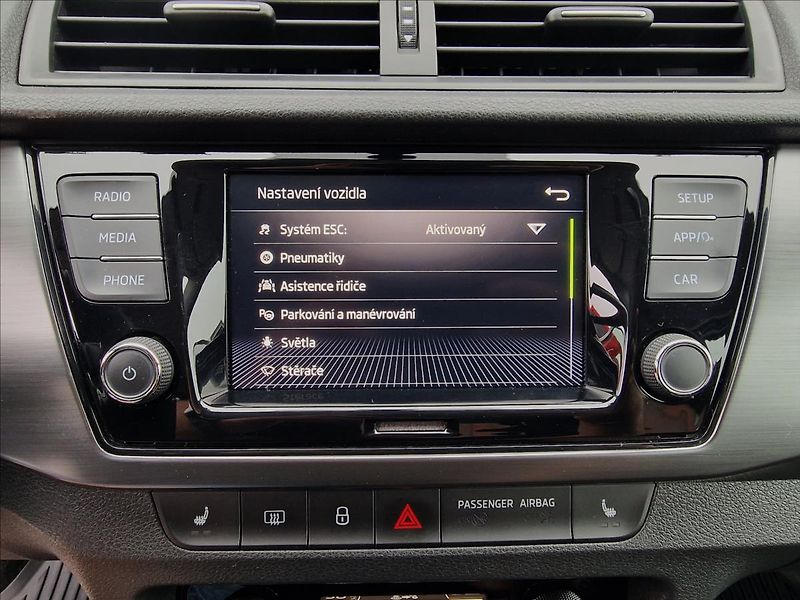 Škoda Fabia 1.0 TSI Style,původ ČR,1.Maj. - fotka 28 z 49