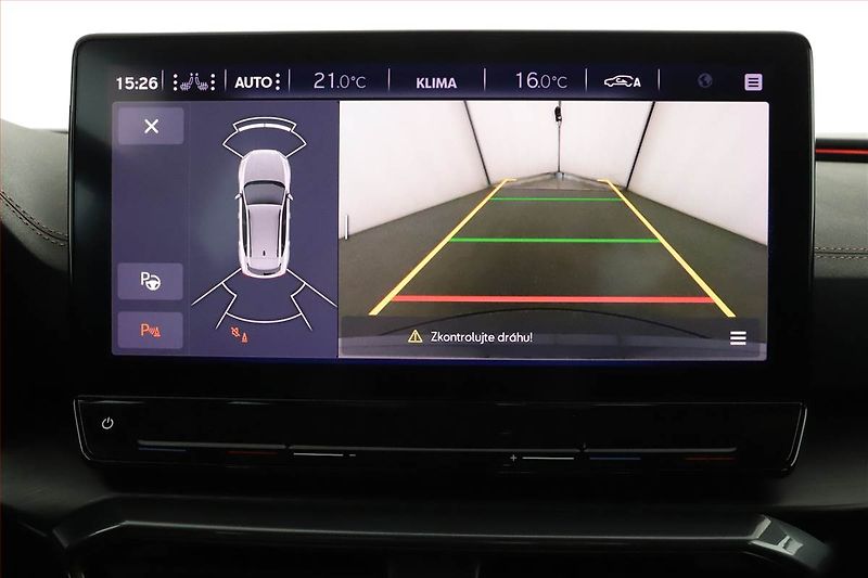 Cupra Formentor (2021) 2.0 TSI VZ 4Drive - fotka 13 z 26