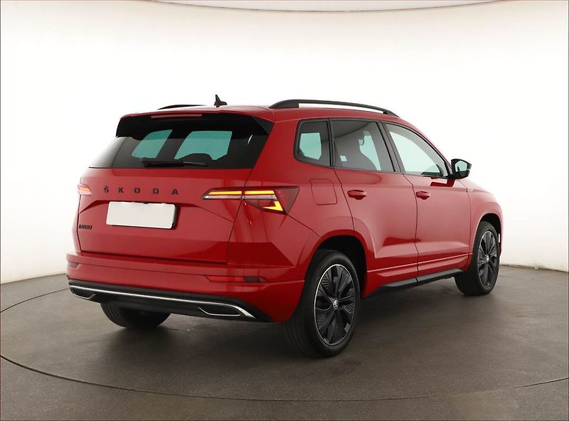 Škoda Karoq (2023) Sportline 1.5 TSI - fotka 5 z 20
