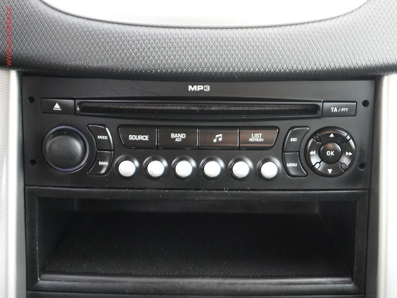 Peugeot 207 (2008) 1.6i, AC, TZ - fotka 11 z 16