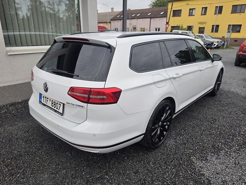 Volkswagen Passat 2.0 TDI DSG Night Paket  - fotka 4 z 24