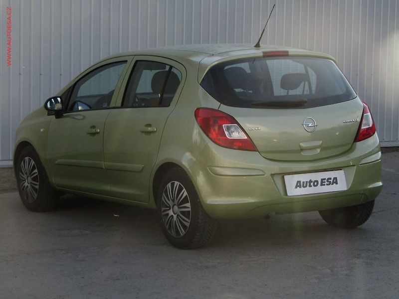 Opel Corsa (2007) 1.2 T, ČR - fotka 6 z 16