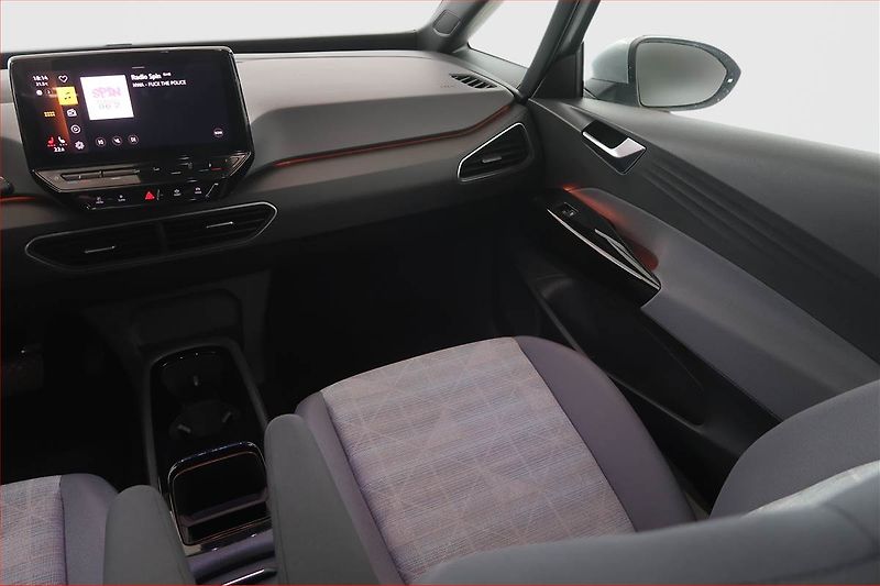 Volkswagen ID.3 (2020) Pro (62 kWh), SoH 90% - fotka 8 z 24