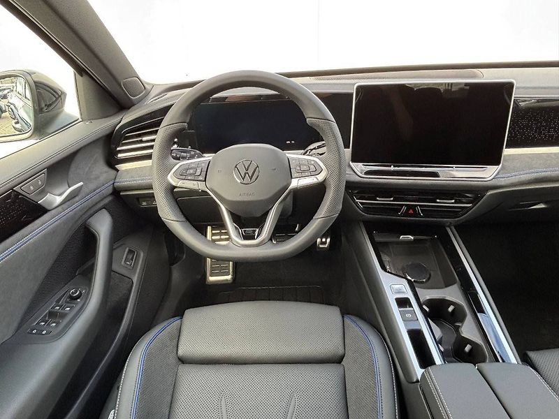 Volkswagen Passat (2026) R-Line Family 7DSG 2,0TDI - fotka 6 z 7