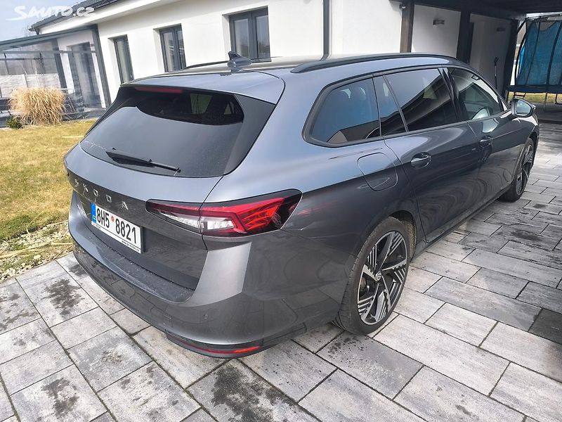 Škoda Superb -DPH,KRÁSNÝ,CZ,VÝBAVA,MASÁŽE - fotka 7 z 35