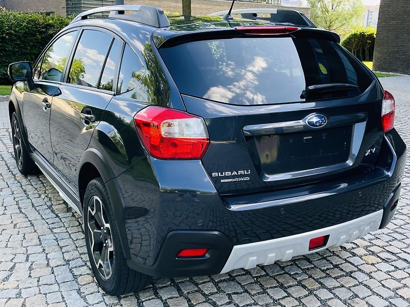 Subaru XV 2.0i 4x4 AUT 1MAJITEL SERVISKA - fotka 16 z 48