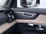 Volvo XC90 B5 AWD PLUS BRIGHT // +kola  - náhled 26