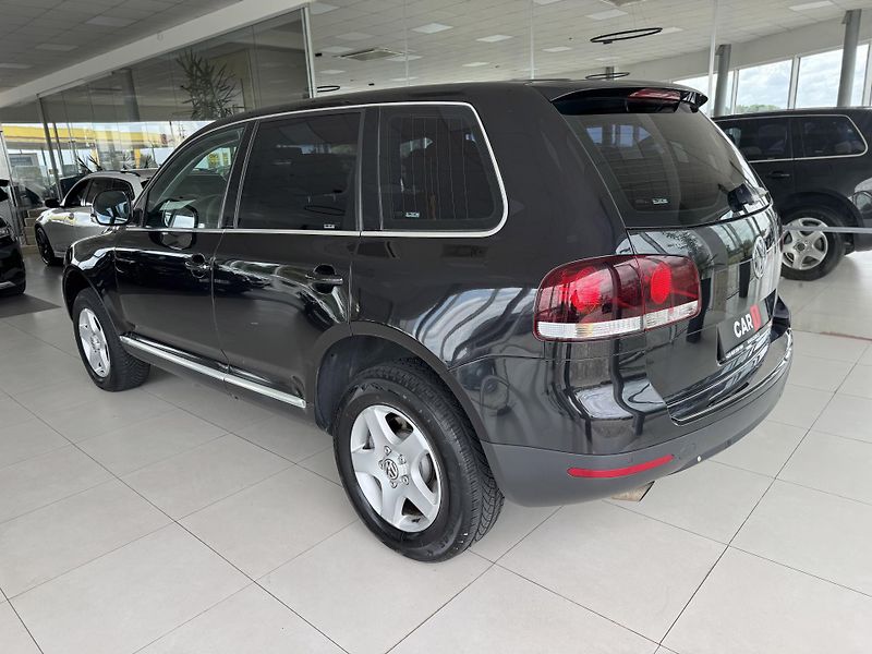 Volkswagen Touareg - fotka 7 z 37