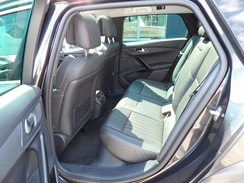 Peugeot 508 (2015) SW RXH 2,0 HDi 180 EAT6 - fotka 12 z 47