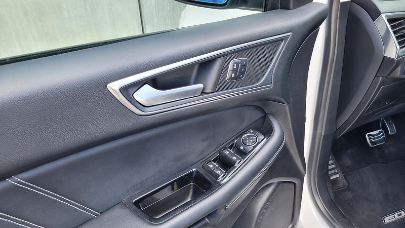 Ford Edge (2018) 2,7i SPORT AWD - fotka 21 z 28