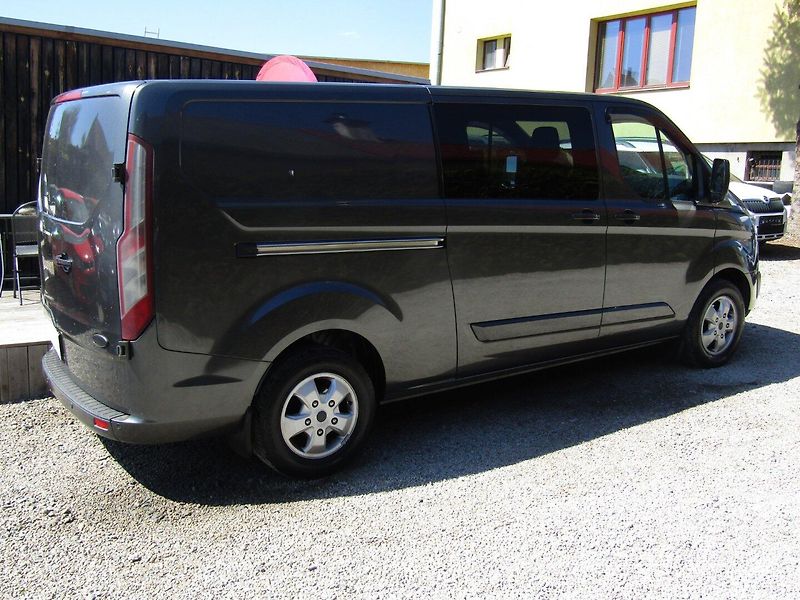 Ford Transit Custom (2016) 2.0 TDCi96kW BEZ KOROZE - fotka 10 z 28