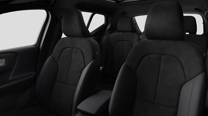 Volvo XC40 (2026) B4 PLUS AUT - fotka 11 z 13