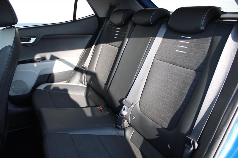 Kia Stonic 1.2 DPI GT LINE NAVIGACE ČR - fotka 11 z 24