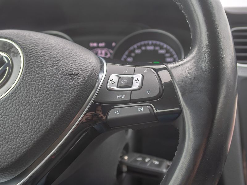 Volkswagen Golf (2019) 1.6TDI 85KW DSG – NAVI, ERGO - fotka 19 z 51
