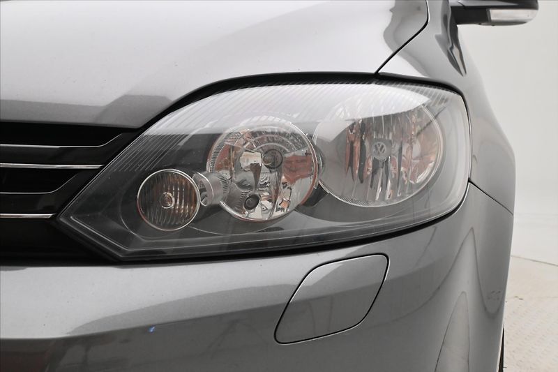 Volkswagen Golf Plus 1,6 TDI 77kW KLIMA Tažné - fotka 27 z 29