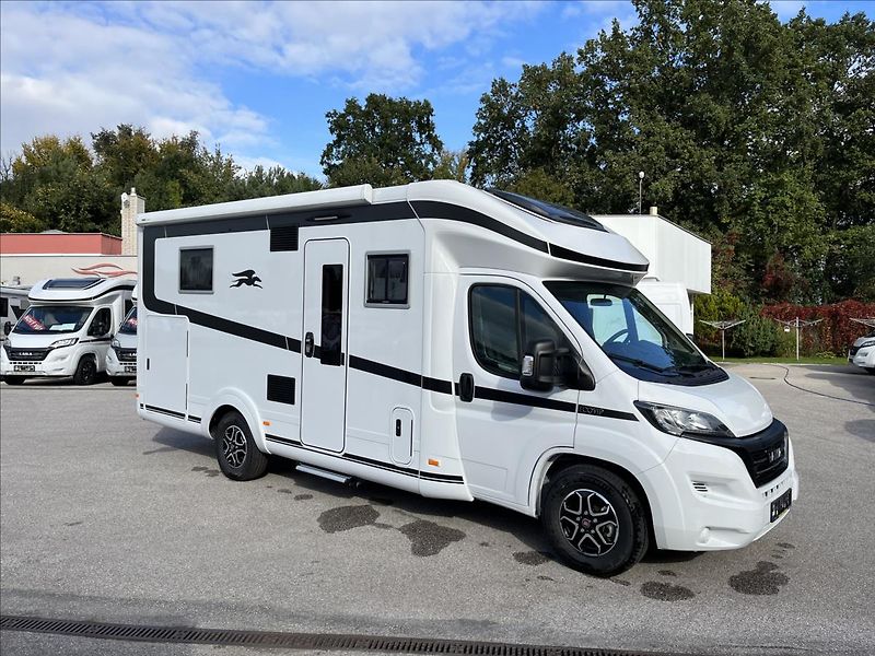 Laika Ecovip 2,2 L 3412DS MJTD - fotka 2 z 13