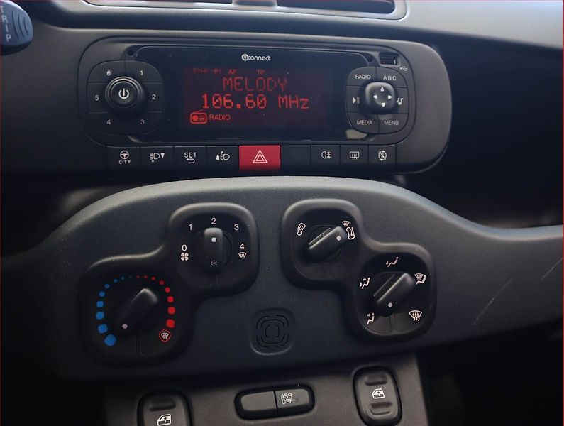 Fiat Panda (2020) Easy 1.2 - fotka 12 z 14