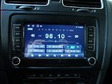 Volkswagen Golf (2011) 2.0TDi, AC, park.čidla - náhled 18