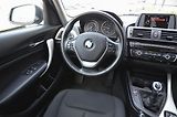 BMW Řada 1 (2016) 116i 80kW Facelift /AUT. KLIMA - náhled 17