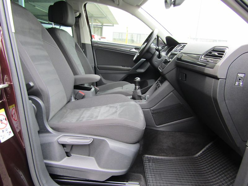 Volkswagen Tiguan (2019) Maraton Edition 1,5 TSI 110KW - fotka 21 z 30